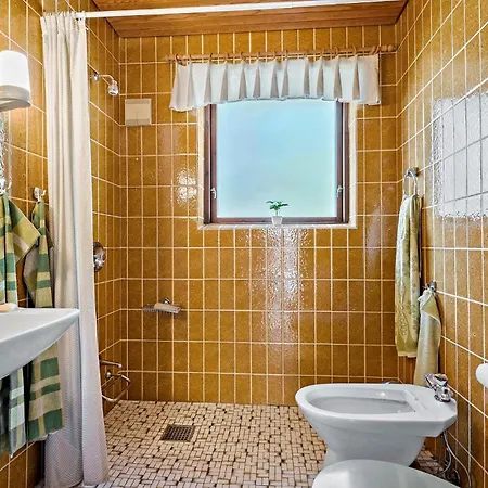 Stunning In With Wifi